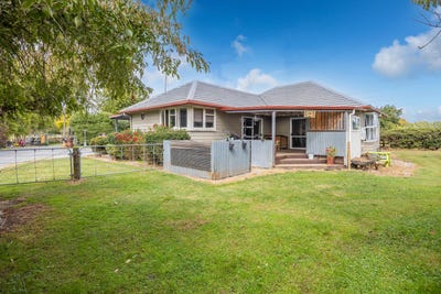 /international/nz/211-racecourse-road-cambridge-waipa-380066092009/