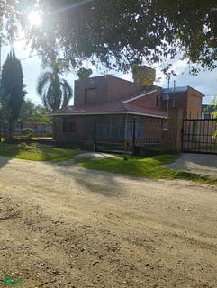 /international/ar/amazonas-1448-villa-allende-villa-allende-cordoba-5105-cordoba-310065275078/
