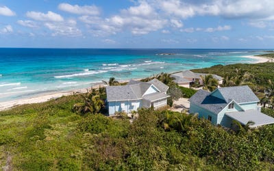 /international/bs/beachfront-home-in-miley-long-island-long-island-310000002821/