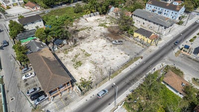 /international/bs/baillou-hill-road-commerc-new-providence-paradise-island-new-providence-paradise-island-310000000658/