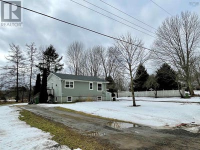 /international/ca/1045-1047-upper-church-street-north-kentville-ns-310058458319/