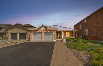 /international/ca/2245-sproule-street-innisfil-ontario-310060132037/