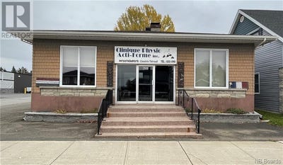/international/ca/218-canada-street-saint-quentin-new-brunswick-310058458303/