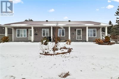 /international/ca/563-565-hillsborough-riverview-new-brunswick-310059075025/