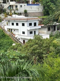 /international/mx/120-callejon-de-la-igualdad-puerto-vallarta-jalisco-310000016417/