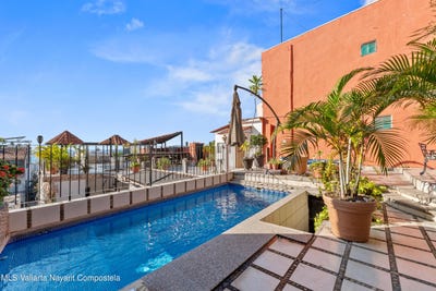 /international/mx/1235-costa-rica-calle-puerto-vallarta-jalisco-310000016946/