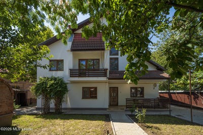 /international/ro/74-strada-heliade-radulescu-ion-pucioasa-dambovita-county-310000014602/
