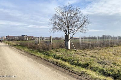 /international/ro/31r-strada-iasomiei-afumati-ilfov-county-310000014007/