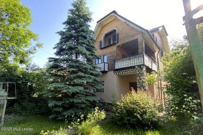 /international/ro/102-strada-valea-portii-bran-brasov-310000014526/