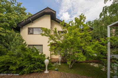 /international/ro/82-84-strada-erou-iancu-nicolae-voluntari-ilfov-county-310000015919/