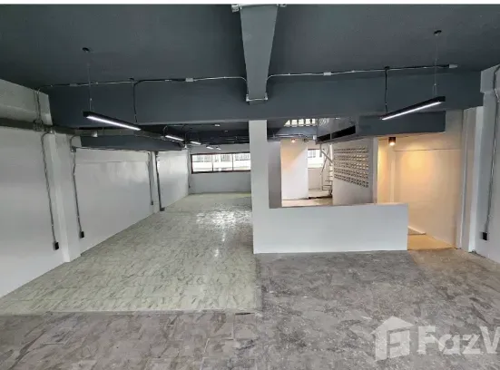 403 Chao Khamrop Road, Pom Prap, Pom Prap Sattru Phai, Bangkok, 10100 Thailand, Pom Prap Sattru Phai, 