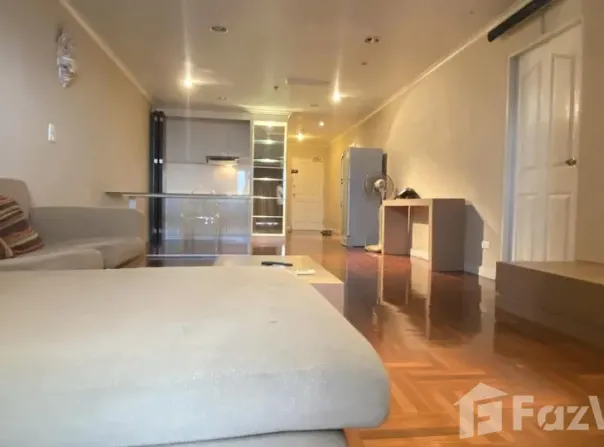 1006 Charoen Nakhon 34, Bang Lam Phu Lang, Khlong San, Bangkok, 10600 Thailand, Khlong San, 