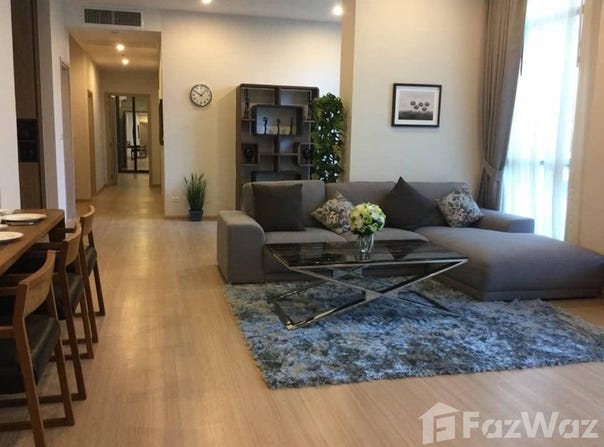 2826 Phetchaburi Road, Bang Kapi, Huai Khwang, Bangkok, 10310 Thailand, Huai Khwang, 