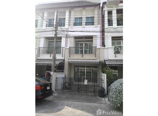Ban Klangmueng Phraram 9-Ramkhamhaeng, Phlab Phla, Wang Thonglang, Bangkok, 10310 Thailand, Wang Thonglang, 