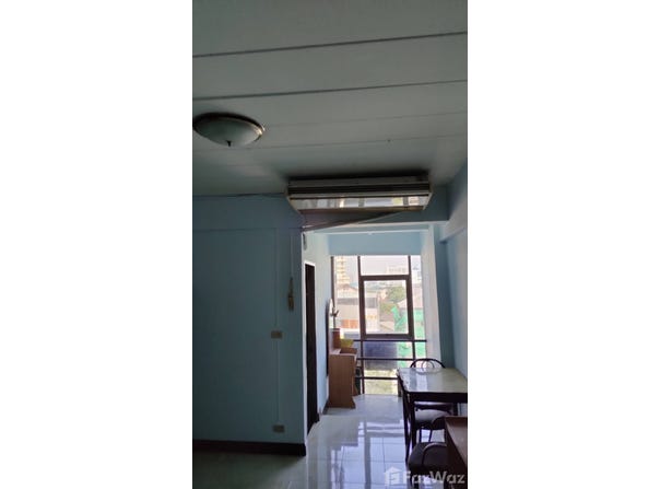 Soi Ratchadaphisek 32 Yaek 5-2, Chankasem, Chatuchak, Bangkok, 10900 Thailand, Chatuchak, 