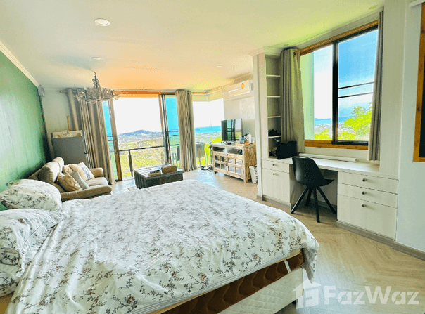 View Cafe Phuket, เจ้าฟ้า 73, Chalong, Phuket, 83130 Thailand, Phuket, 