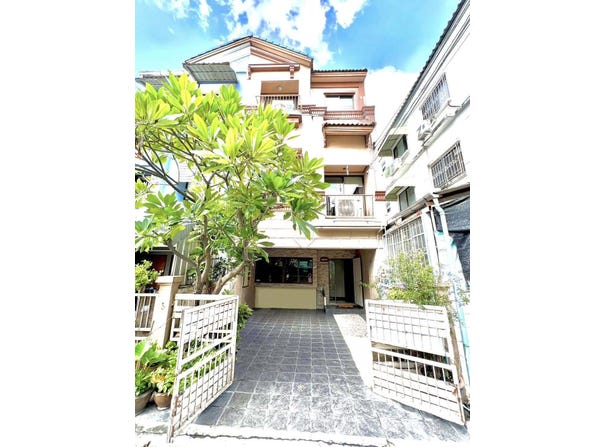 797, Wang Thonglang, Bangkok, 10310 Thailand, Wang Thonglang, 
