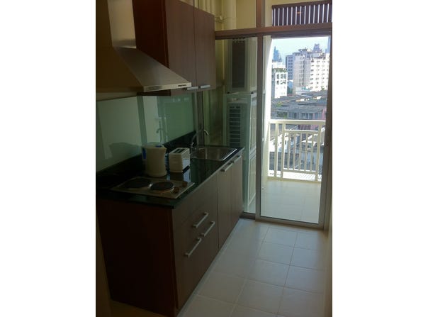 The Base Tower, Mak Kasan, Ratchathewi, Bangkok, 10400 Thailand, Ratchathewi, 