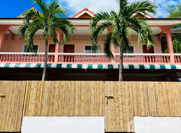 25/14 Phonphisai Road, Bo Phut, Ko Samui, Surat Thani, 84320 Thailand, Ko Samui, 