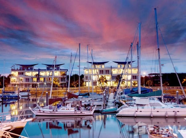 Marina Cafekrabi Boat Lagoon, Taling Chan, Nuea Khlong, Krabi, 81130 Thailand, Nuea Khlong, 