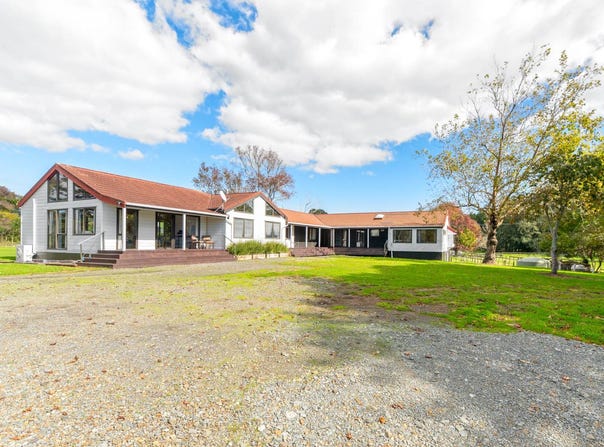 10 Taha Road, Waimauku, Rodney