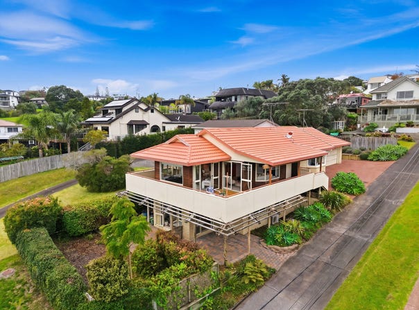 Brown Street, Manly, Rodney