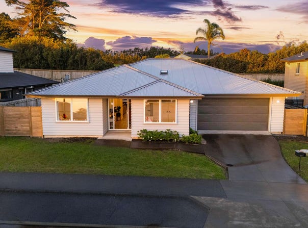 Accolage Boulevard, Kumeu, Rodney
