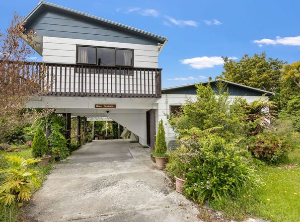 27 Nikau Heights, Karamea, Buller