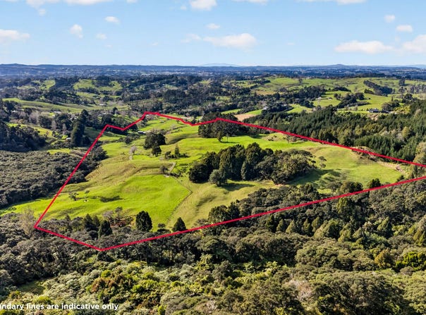 Kumeu, Rodney