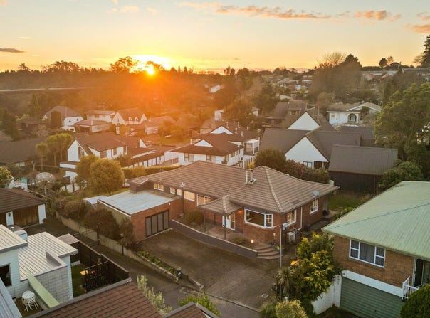 10 Sheriff Place, Riverlea, Hamilton City