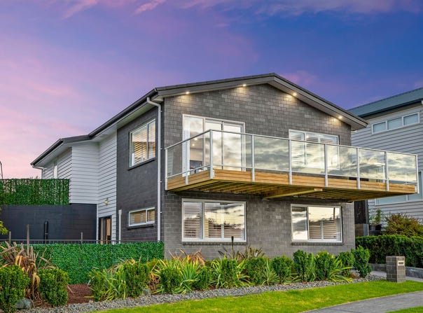 Pinecrest Drive, Gulf Harbour, Rodney