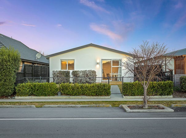 40 Whakatipu Street, Pegasus, Waimakariri