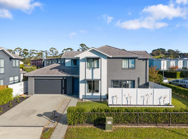 Vincent McGrath Crescent, Swanson, Waitakere City