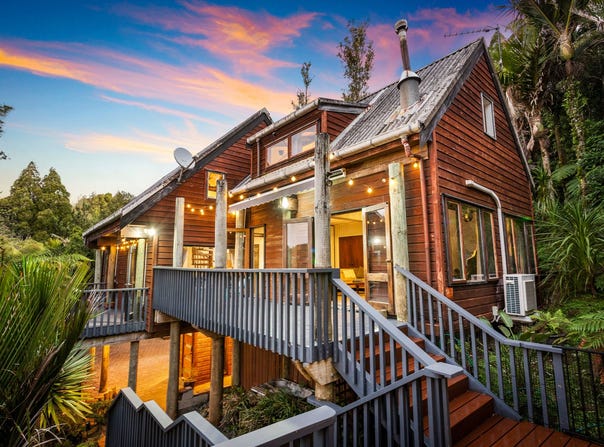 211 Shaw Road, Titirangi, Waitakere City