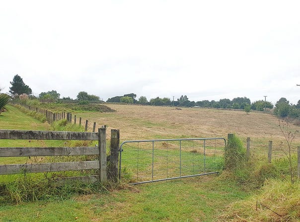 166 Top Road, Dairy Flat, Rodney
