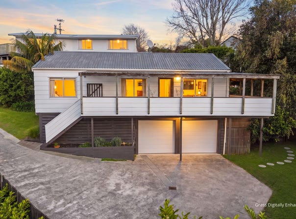 59B Arran Road, Browns Bay, North Shore City