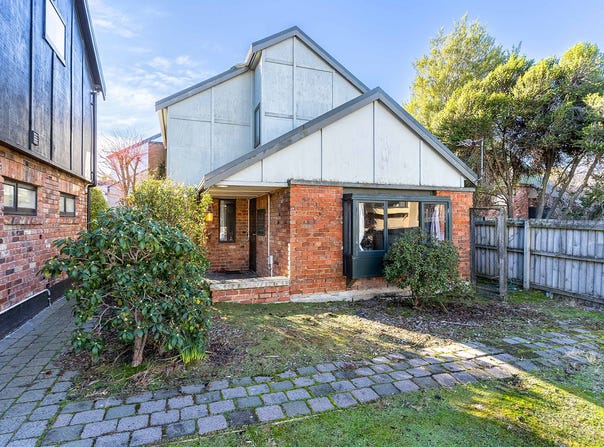 North Dunedin, Dunedin City