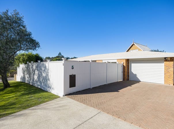 5 Shadon Place, Stanmore Bay, Rodney