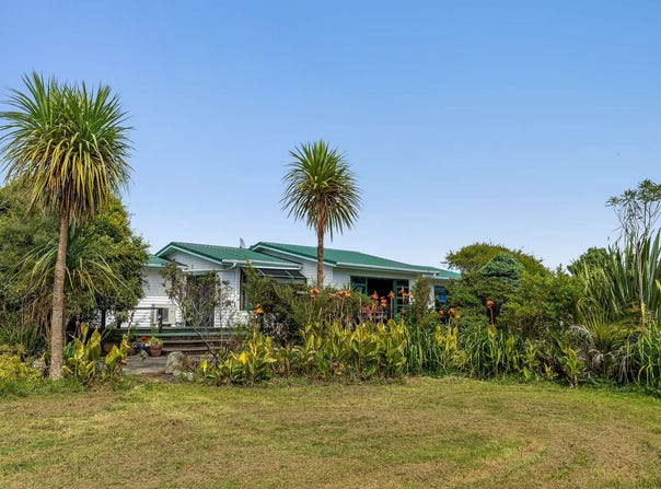4 Bulls Road, Carters Beach, Buller