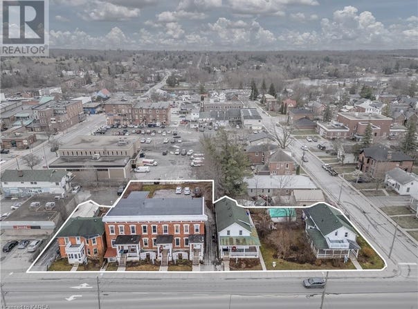 14-30 BRIDGE Street W, Napanee, Ontario K7R2C3