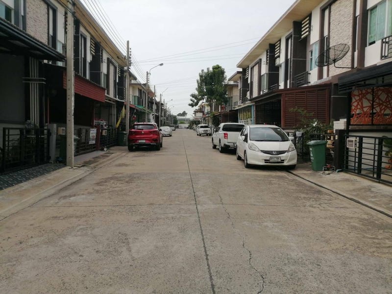 /international/th/soi-muban-casa-presto-rama-2-tha-kham-bang-khun-thian-bangkok-10150-tha-tha-kham-bangkok-340000094322/