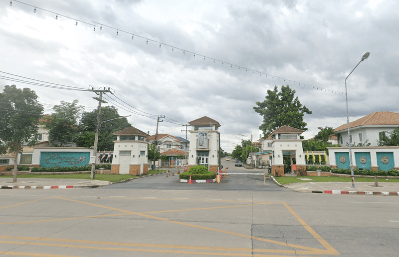 /international/th/31-233-pruksa-village-bueng-kham-phroi-lam-luk-ka-pathum-thani-12150-thailand-lam-luk-ka-pathum-thani-340000081645/