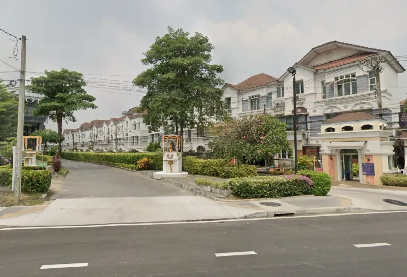 /international/th/muban-ban-klang-muang-lat-phrao-yothin-phatthana-soi-muban-ban-klang-mueang-lat-phrao-yothin-phatthana-lat-phrao-bangkok-10230-tha-lat-phrao-bangkok-340000027599/
