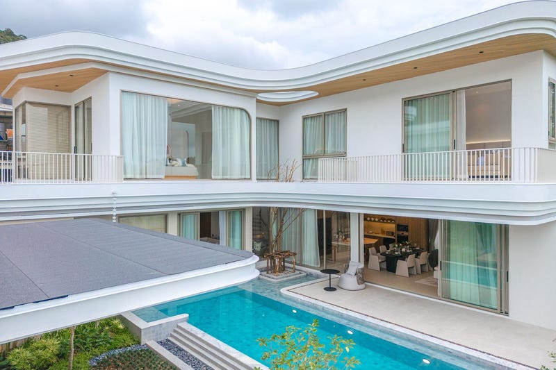 /international/th/la-petite-france-25-91-highway-4030-rawai-mueang-phuket-phuket-83130-tha-rawai-phuket-province-340000050088/