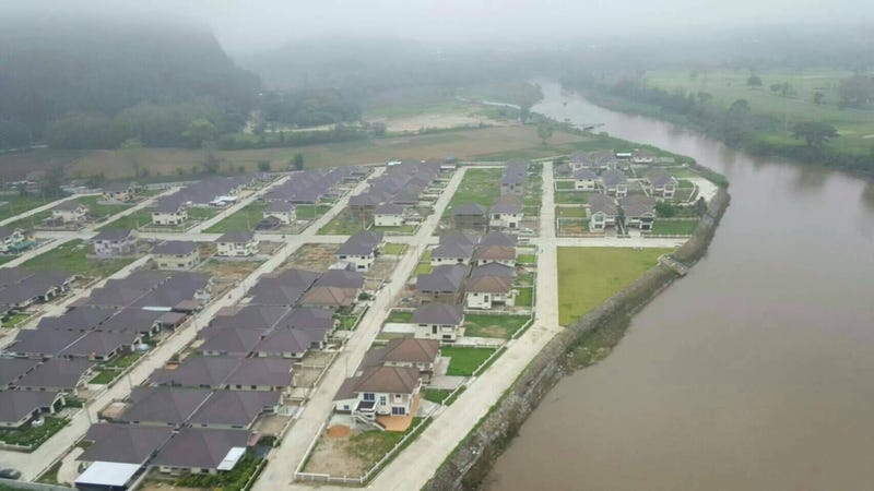 /international/th/633-63-ban-thanarak-thai-military-muthi-4-rim-kok-chiang-rai-57100-thailand-chiang-rai-changwat-chiang-rai-340000026957/