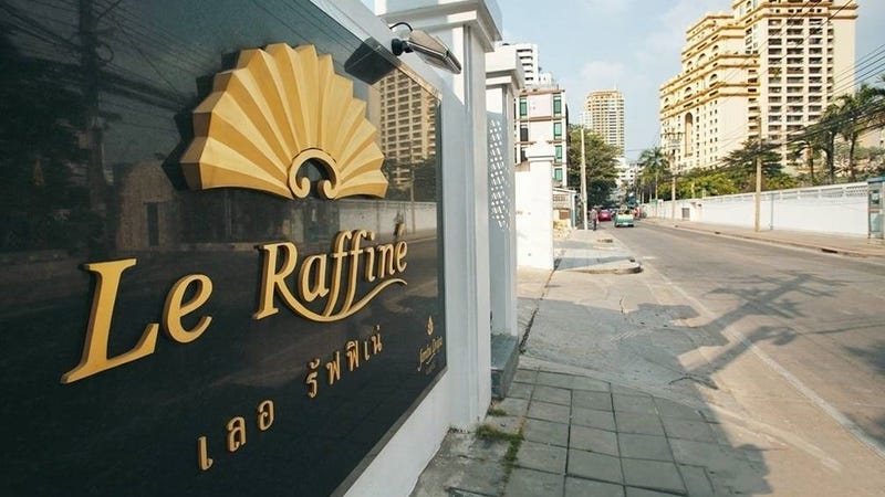 /international/th/15-2-sukhumvit-road-khlong-tan-nuea-vadhana-bangkok-10110-thailand-vadhana-bangkok-340000071972/