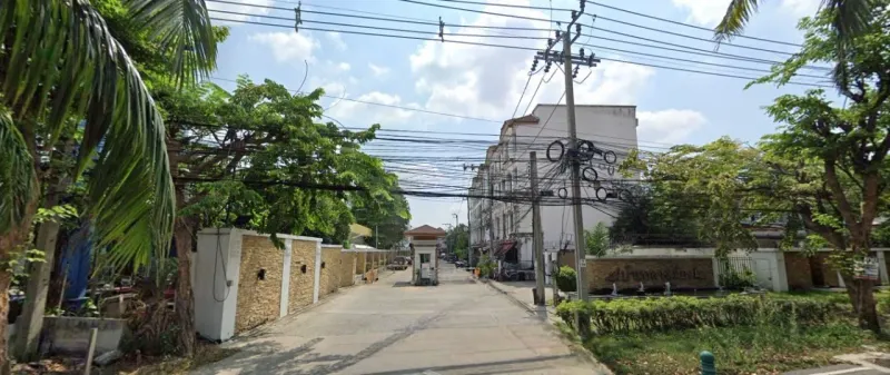 /international/th/pradist-manudharm-road-wang-thonglang-bangkok-10310-thailand-wang-thonglang-bangkok-340065876021/