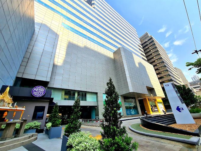 /international/th/49-sukhumvit-15-khlong-toei-nuea-vadhana-bangkok-10110-thailand-vadhana-bangkok-340000029286/