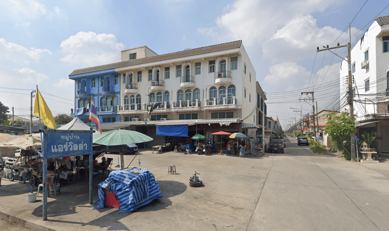 /international/th/soi-muban-air-villa-2-khu-khot-lam-luk-ka-pathum-thani-12130-tha-khu-khot-pathum-thani-340000081675/