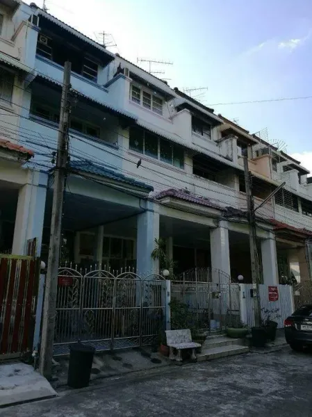 /international/th/7-eleven-suksawat-62-2-bang-phueng-phra-pradaeng-samut-prakan-10130-thailand-phra-pradaeng-samut-prakan-340000091023/